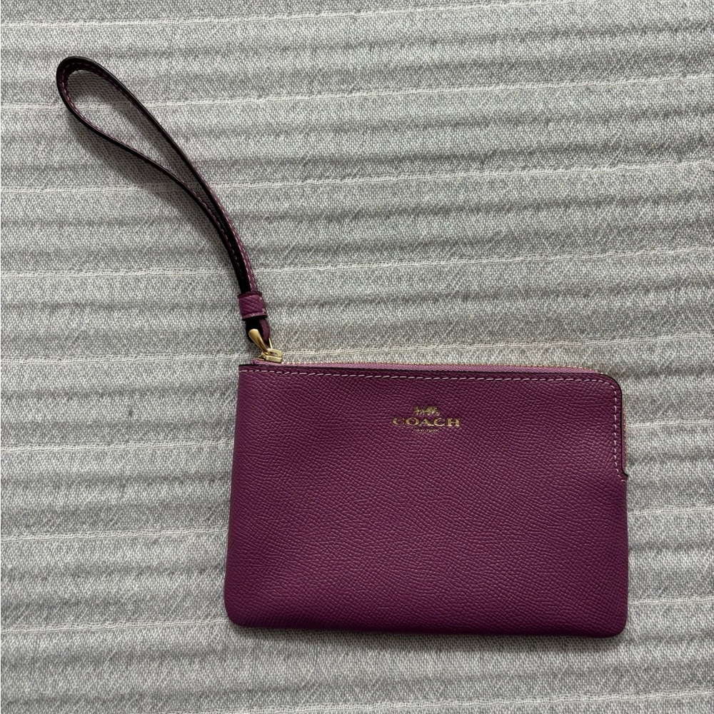 Coach brand zipper wallet